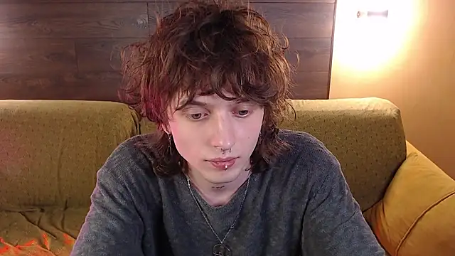 axxxturel online show from February 1, 2026, 2:04 pm