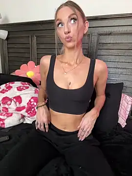 BrattyBae xo online show from January 12, 2025, 7:21 pm