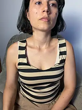 kanela3434 online show from April 5, 2026, 5:04 am