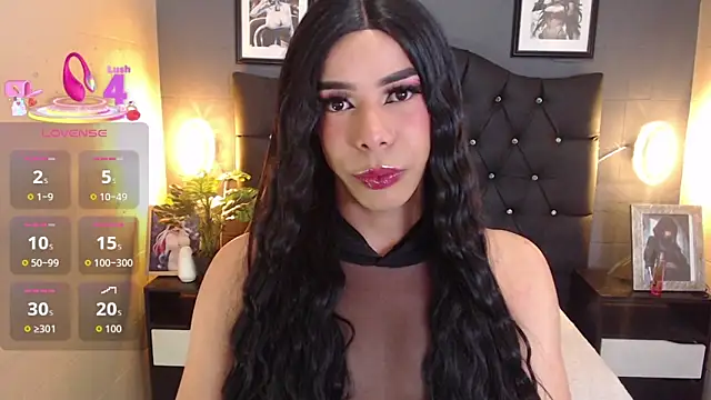 Giorgina Parado online show from October 10, 2025, 9:25 pm