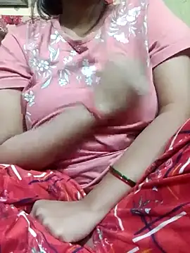 Im Cute online show from December 4, 2024, 5:44 pm