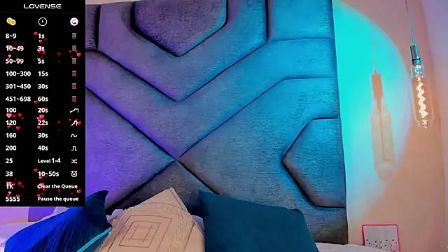 AilishBenson online show from November 6, 2025, 7:26 pm