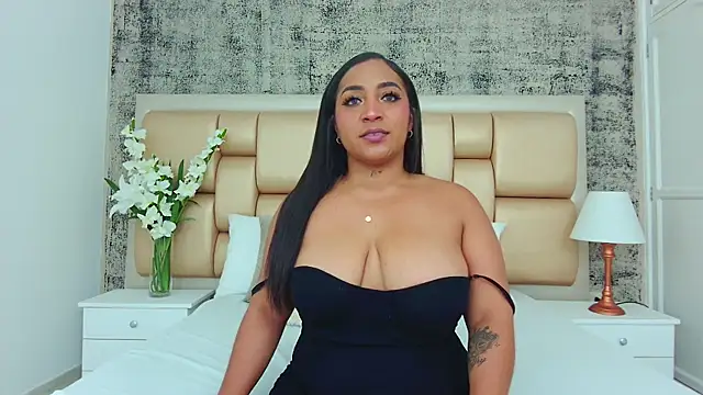 KateVenegas online show from March 2, 2025, 2:32 pm