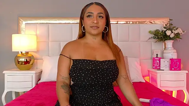 KateVenegas online show from April 4, 2026, 8:17 pm