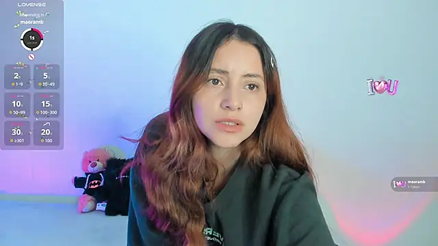 annie mora online show from October 30, 2025, 3:41 am