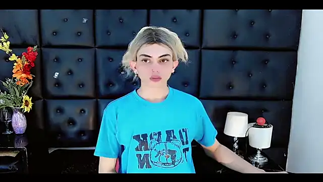 Daniela Pink  online show from February 23, 2026, 8:06 pm