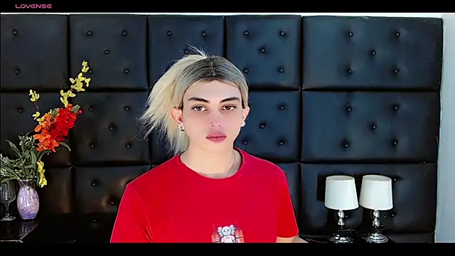 Daniela Pink  online show from March 26, 2026, 7:30 pm