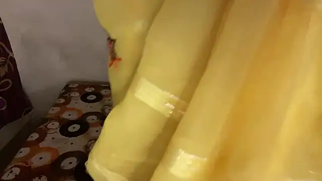 shuhana  online show from September 20, 2025, 1:17 am