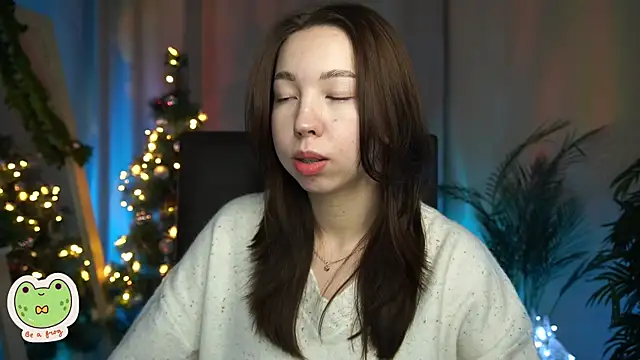 Snapshot of Sarah_Son chatting on December 24, 2024, 5:38 am Sarah Son online show from December 24, 2024, 5:38 am