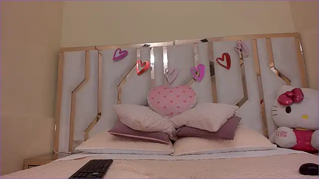 TifanyChill online show from February 12, 2025, 5:16 pm