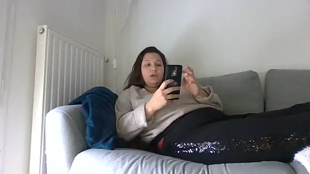 Snapshot of minette-sexy chatting on January 16, 2025, 11:26 am minette-sexy online show from January 16, 2025, 11:26 am