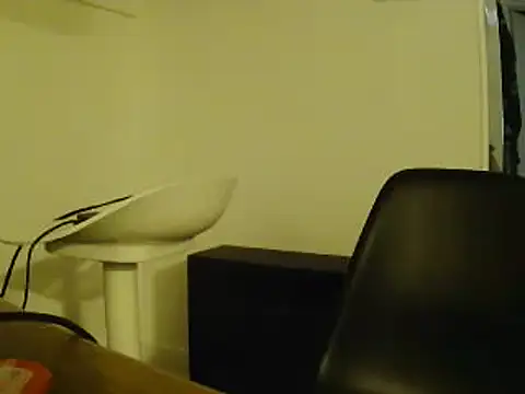 Snapshot of L0cKyseven77 chatting on January 31, 2025, 2:58 am L0cKyseven77 online show from January 31, 2025, 2:58 am