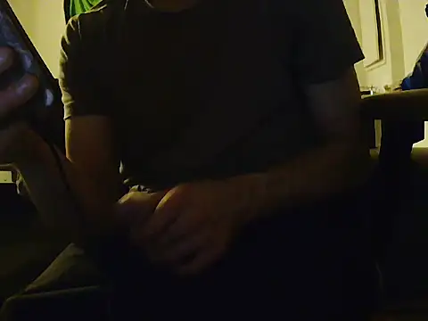 Snapshot of L0cKyseven77 chatting on September 12, 2025, 3:39 am L0cKyseven77 online show from September 12, 2025, 3:39 am