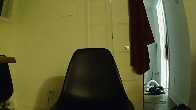 Snapshot of L0cKyseven77 chatting on September 21, 2025, 8:05 am L0cKyseven77 online show from September 21, 2025, 8:05 am