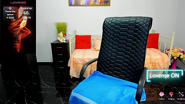 Julia Dean online show from February 24, 2025, 2:04 pm