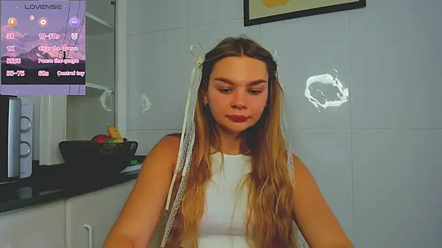 Molly sweetie online show from June 16, 2026, 7:11 am