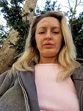 Snapshot of Miss____Mia_ chatting on March 21, 2025, 11:12 am Miss Mia online show from March 21, 2025, 11:12 am