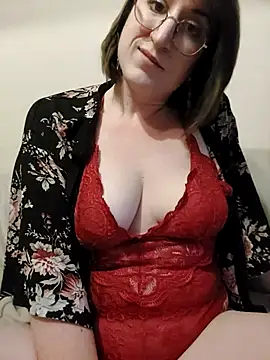 minierose online show from January 20, 2025, 4:01 pm