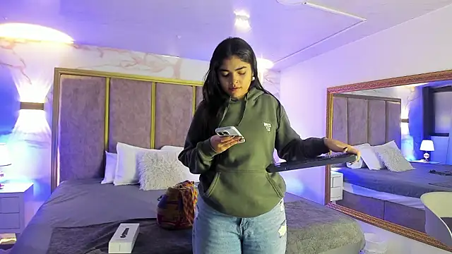 GiselOrtiz online show from March 13, 2026, 10:22 am