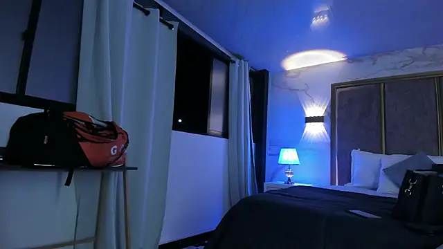 GiselOrtiz online show from April 11, 2026, 7:24 am