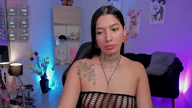 LouaneBourVip online show from January 20, 2025, 2:57 pm