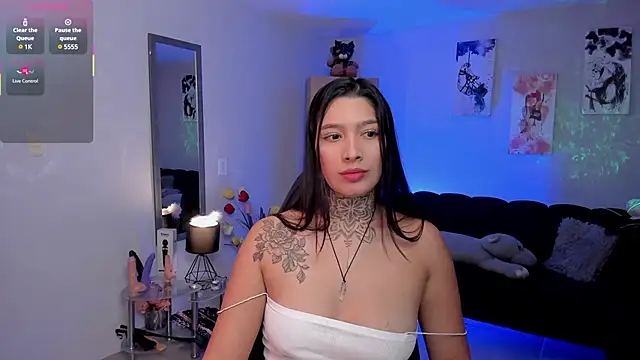 LouaneBourVip online show from March 11, 2025, 12:50 pm