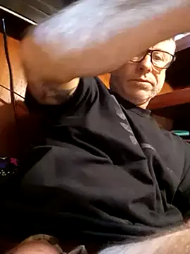 Snapshot of Pcsammy73 chatting on January 22, 2025, 1:42 am Pcsammy73 online show from January 22, 2025, 1:42 am