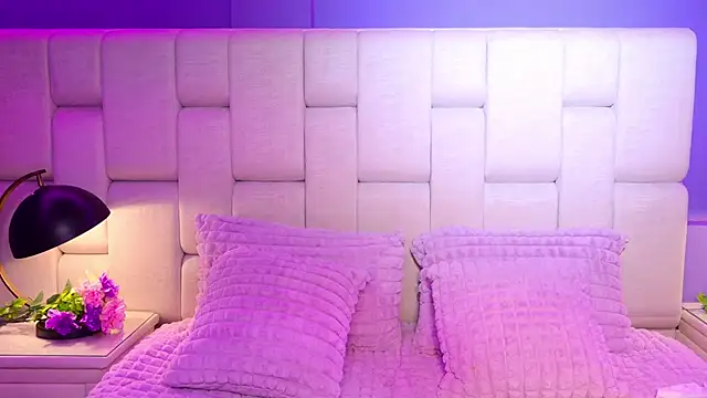 ZendayaGrey online show from December 19, 2025, 8:49 pm