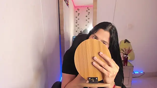 hellensexy online show from March 16, 2025, 3:17 pm