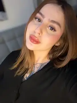 ValerieHilton online show from November 1, 2025, 11:51 pm