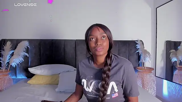 Snapshot of Martina_jackson_15 chatting on February 25, 2025, 8:30 pm Martina jackson 15 online show from February 25, 2025, 8:30 pm