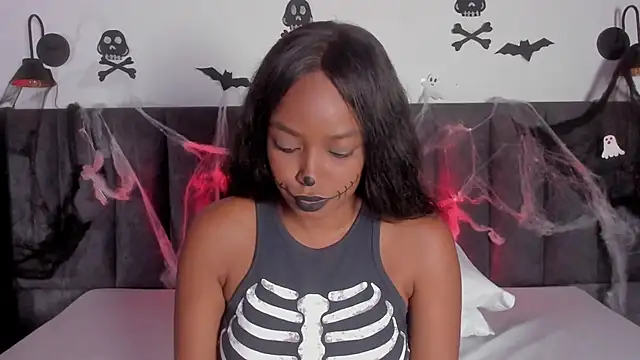 Snapshot of Martina_jackson_15 chatting on October 28, 2025, 8:00 pm Martina jackson 15 online show from October 28, 2025, 8:00 pm