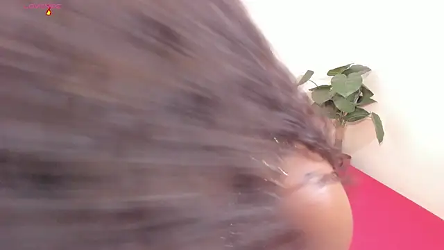 Martina jackson 15 online show from April 17, 2026, 8:01 pm