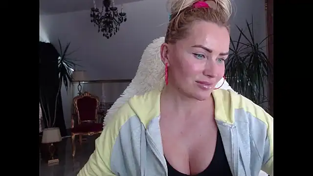 eyesangel22 online show from January 29, 2025, 12:24 pm