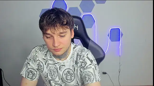 Chris Tyson online show from December 9, 2024, 11:04 am