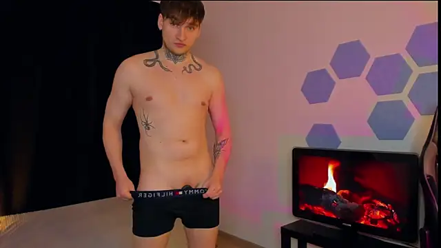 Chris Tyson online show from February 5, 2025, 11:50 pm