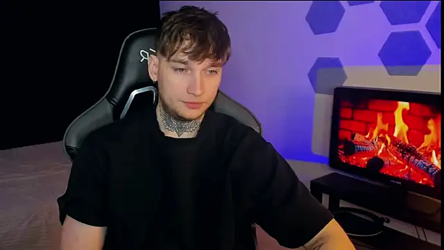 Chris Tyson online show from February 19, 2025, 7:59 pm