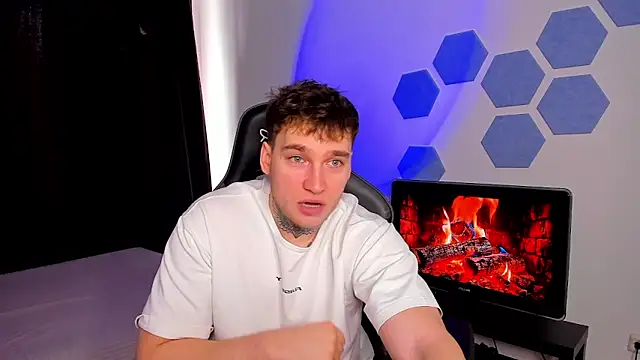 Chris Tyson online show from February 9, 2026, 8:18 am