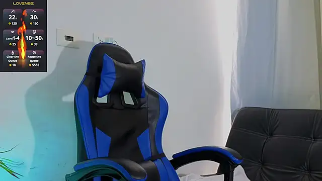 EdwardRoss  online show from January 18, 2026, 6:23 pm