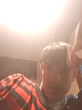 LYZBORNHD online show from September 28, 2025, 12:16 am