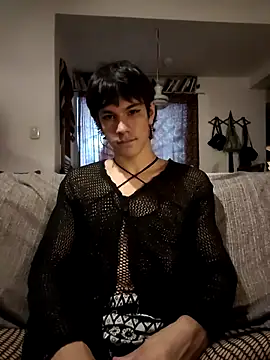 LYZBORNHD online show from February 9, 2026, 11:09 pm