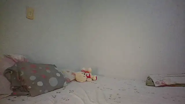 melodybar27 online show from December 8, 2024, 4:50 pm