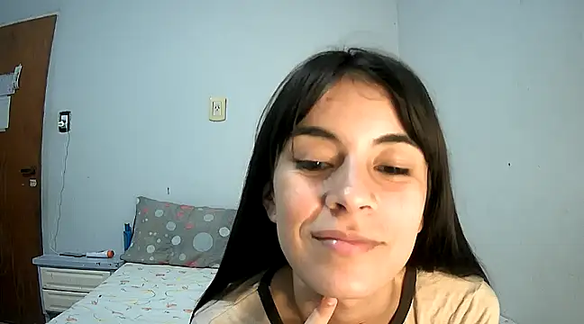 melodybar27 online show from February 3, 2025, 11:20 am