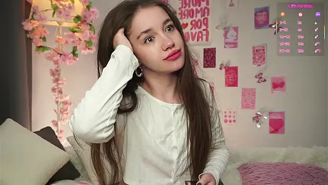 AmiLewis online show from January 14, 2026, 1:11 am