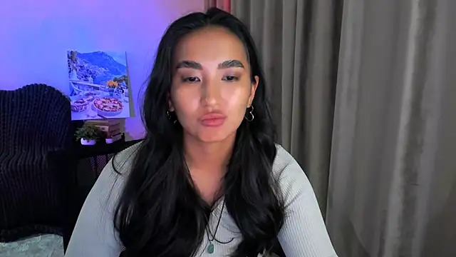 worldofkim online show from February 6, 2025, 11:15 pm