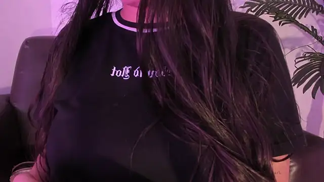 Snapshot of Miia_Thompsonn chatting on February 22, 2025, 3:12 am Miia Thompsonn online show from February 22, 2025, 3:12 am