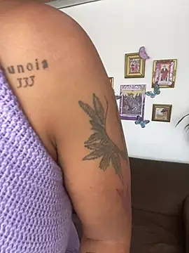 haiiley more online show from February 8, 2025, 8:21 pm