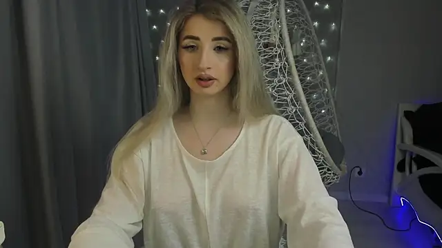 Snapshot of milky_waybaby chatting on September 25, 2025, 4:32 pm milky waybaby online show from September 25, 2025, 4:32 pm