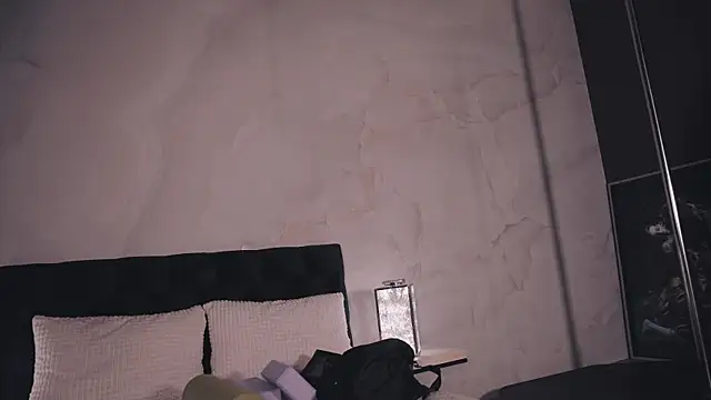 U KINKY online show from September 25, 2025, 1:15 pm