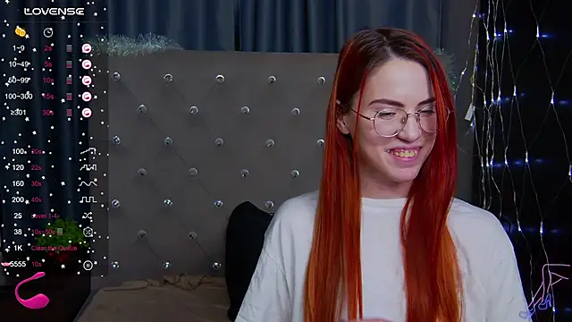Snapshot of EmilyKents chatting on January 8, 2025, 5:27 am EmilyKents online show from January 8, 2025, 5:27 am
